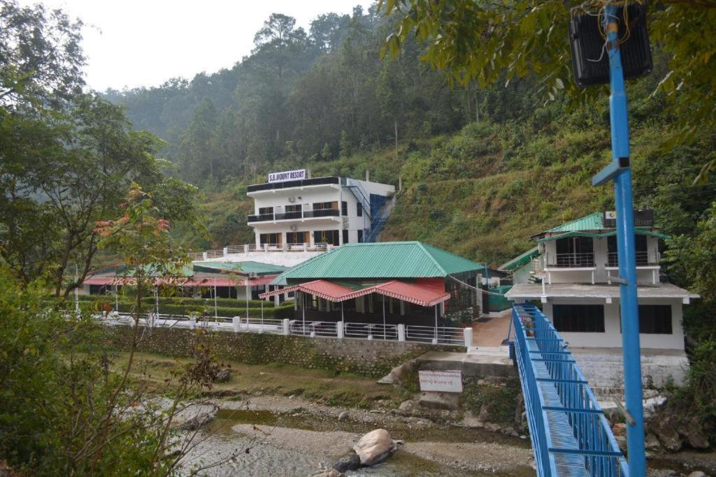 Riverside Resort Lansdowne Exteriör bild